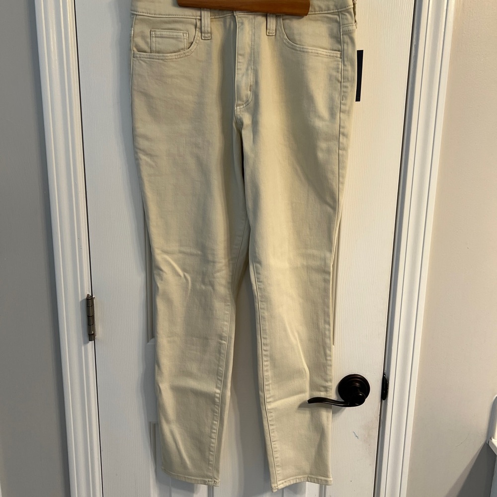 NWT Universal Thread Women's Cream Skinny Jeans